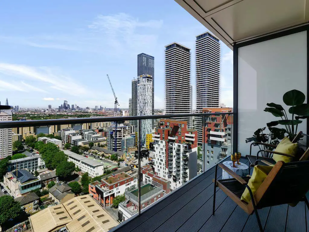 Dockside at Millharbour