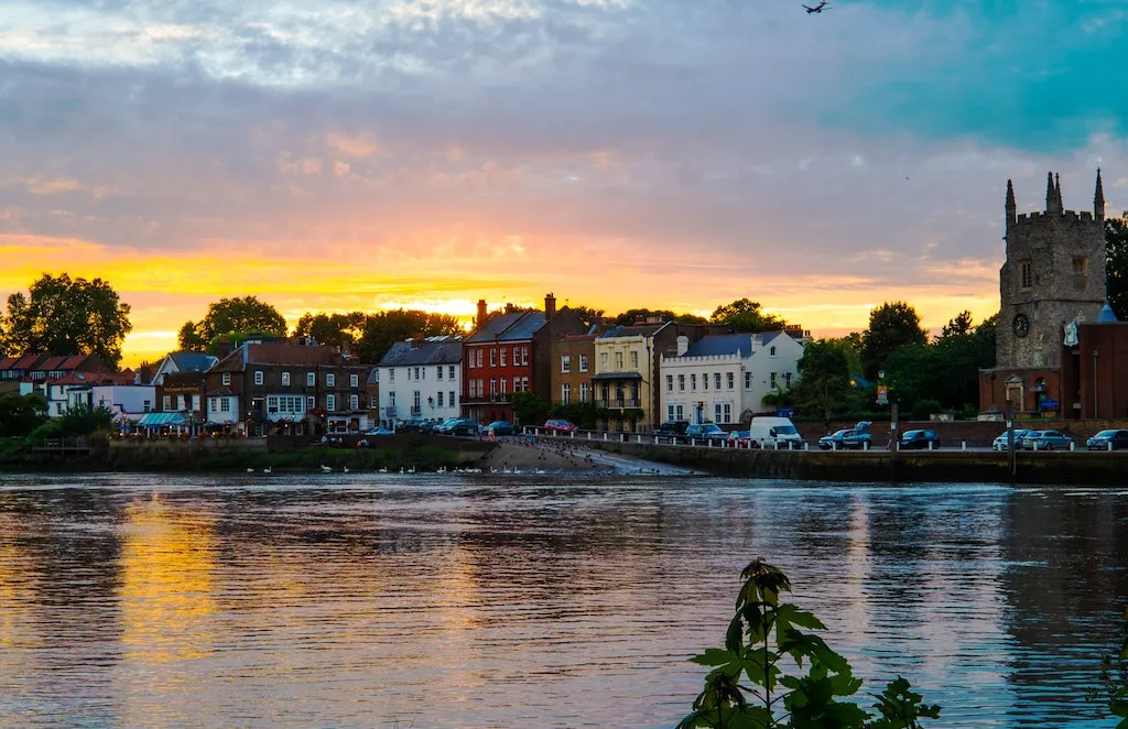 Houses In Richmond Upon Thames A Blend Of Affluence And Charm