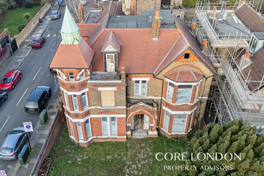 brooklands uxbridge road