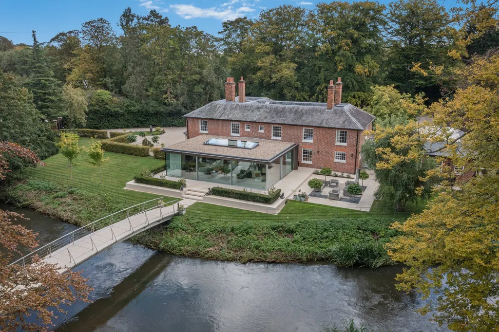 Theale georgian estate
