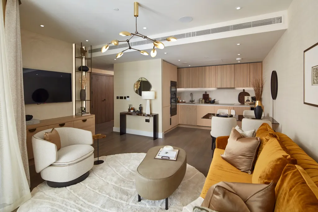 London Square - Nine Elms