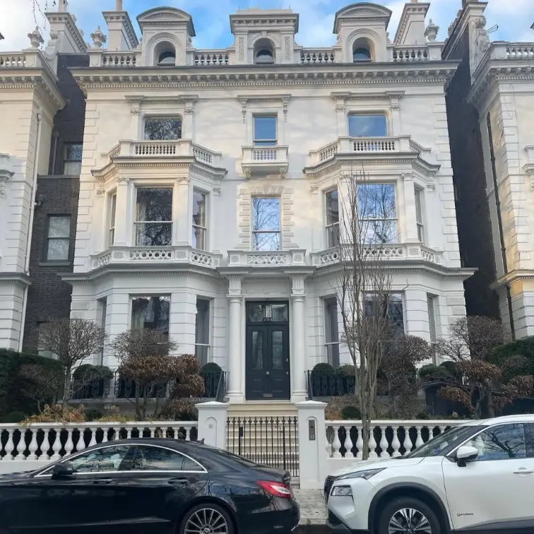18 Holland park gate Ex google Boss Eric Schmidt
