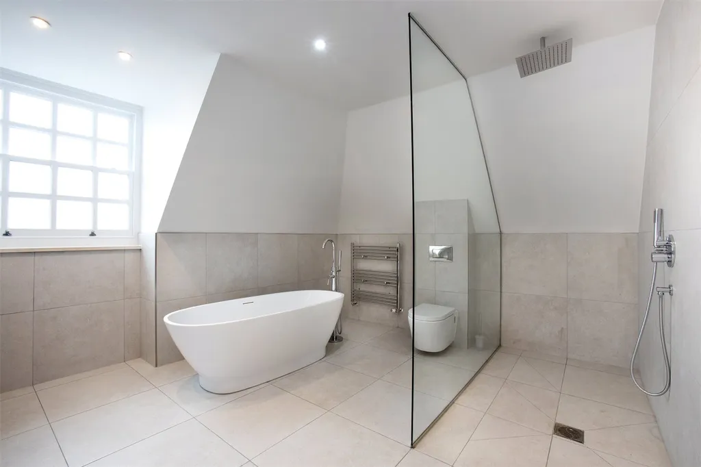 6 bed detached house for sale
Camlet Way, Hadley Wood EN4