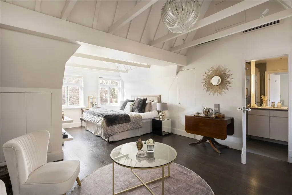 collingham gardens for sale