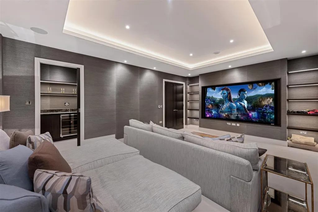 5 bed property for sale Princes Gate Mews, South Kensington SW7