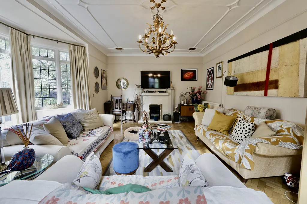 4 bed detached house for sale
Whitgift Avenue, South Croydon CR2